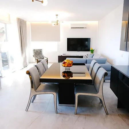 Appartement Aquarama *