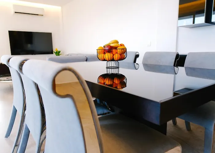 Aquarama *